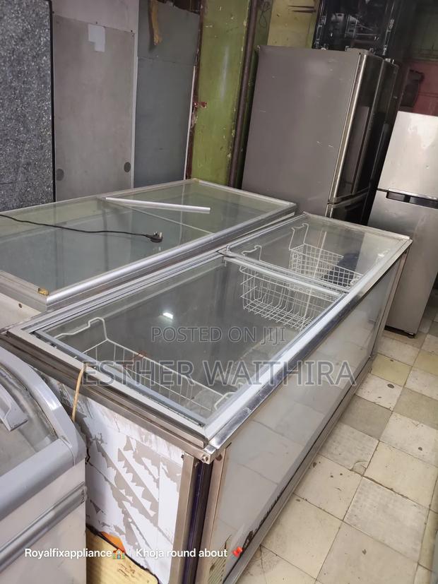 Commercial Original Display Freezer Very Clean With No Dents