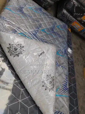 Deep Comfort 4 by 6 Mattress Pad Topper