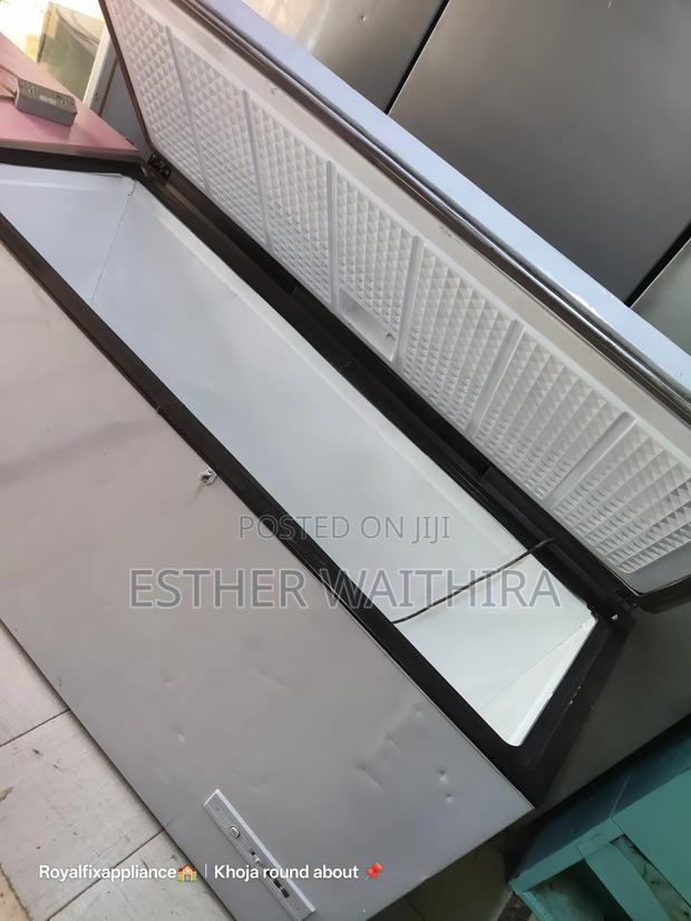 Pure Silver 500litres One Doors Freezer - thumbnail 2
