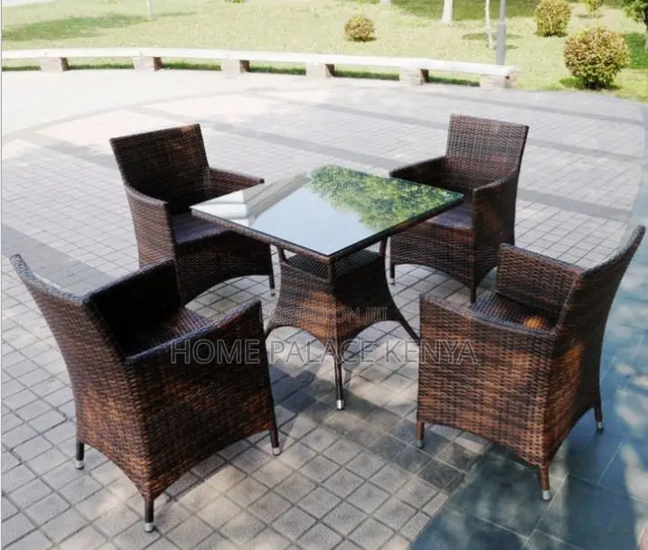 Outdoor Set: 4 Seater All Weather Rattan Dining Table Set
