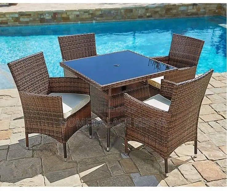 Outdoor Set: 4 Seater All Weather Rattan Dining Table Set
