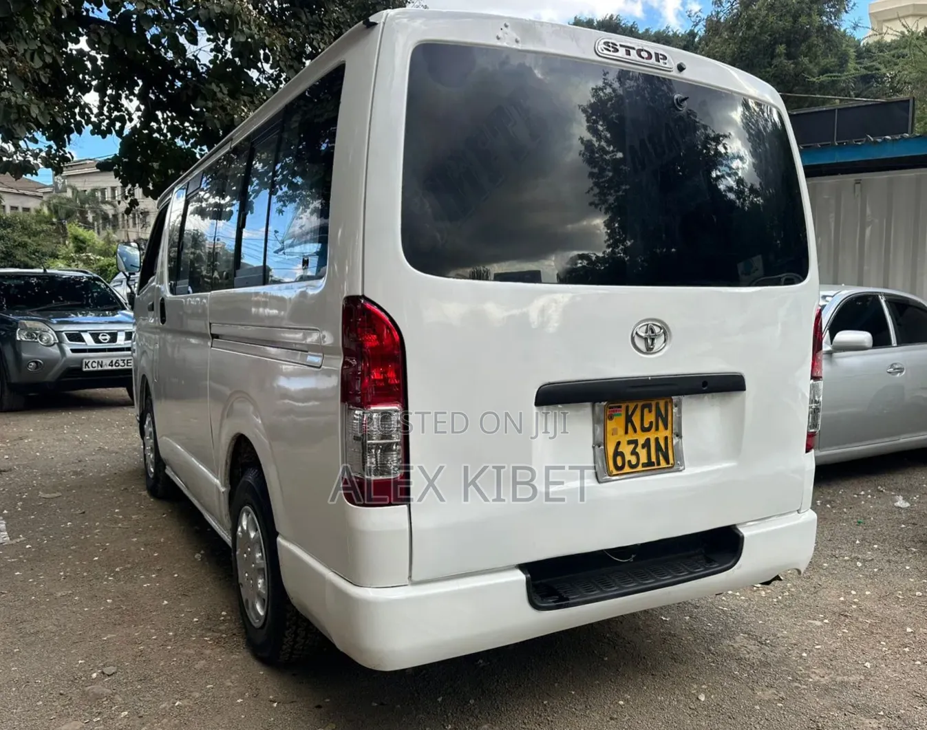 Toyota HiAce 2011 White