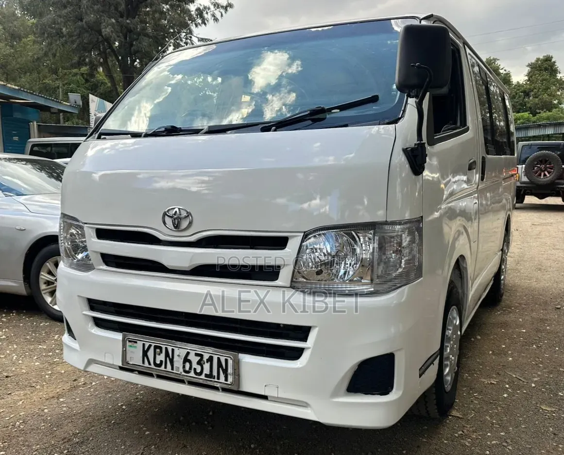 Toyota HiAce 2011 White