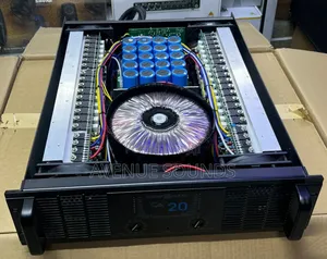 Crest Ca20 Amplifier