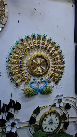 Twins Peacock Decor Wall Clock