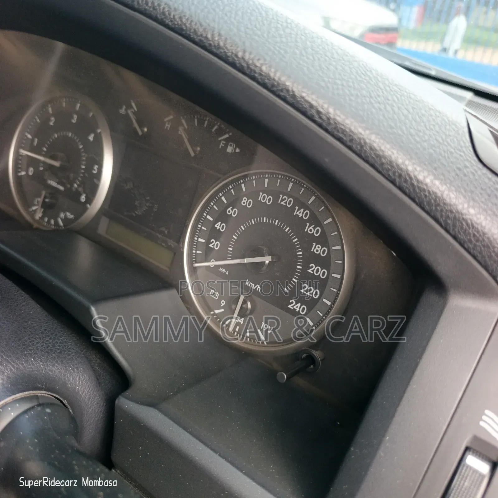 Toyota Land Cruiser 2008 Gold