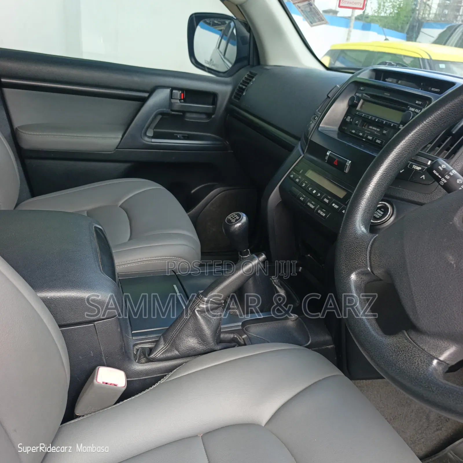 Toyota Land Cruiser 2008 Gold
