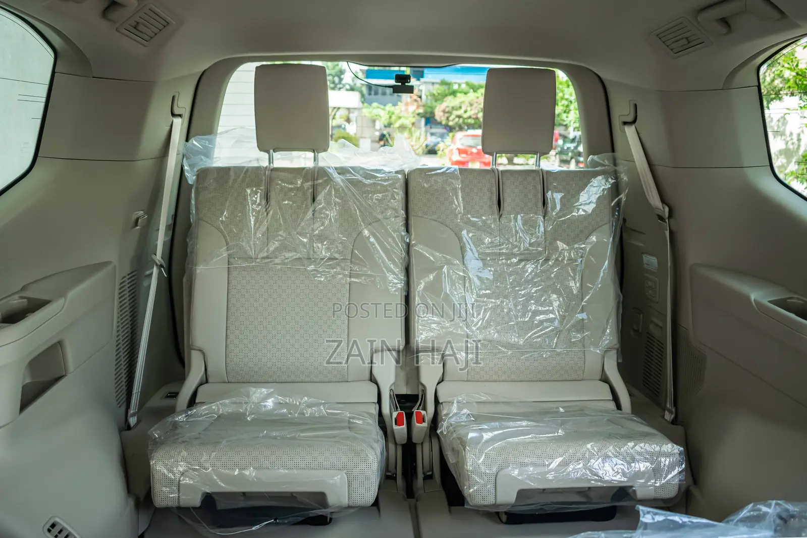 Toyota Land Cruiser LC300 2023 Black