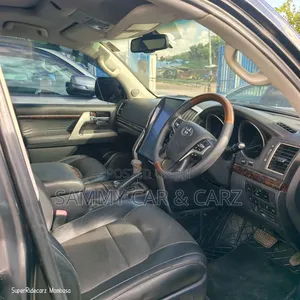 Toyota Land Cruiser 2014 Black