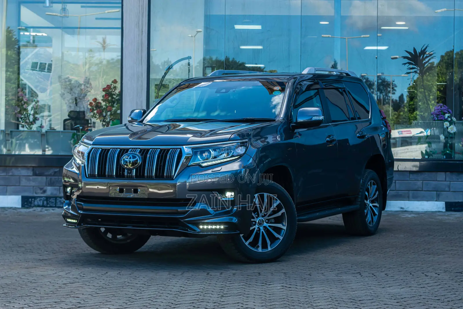 Toyota Land Cruiser Prado 2021 Gray