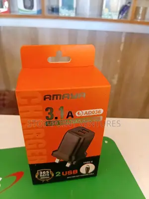Amaya Charger With Type C Cables