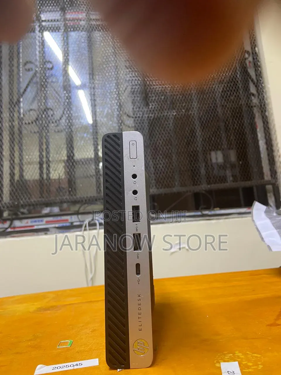 Desktop Computer HP EliteOne 800 G3 8GB Intel Core i7 SSD 256GB