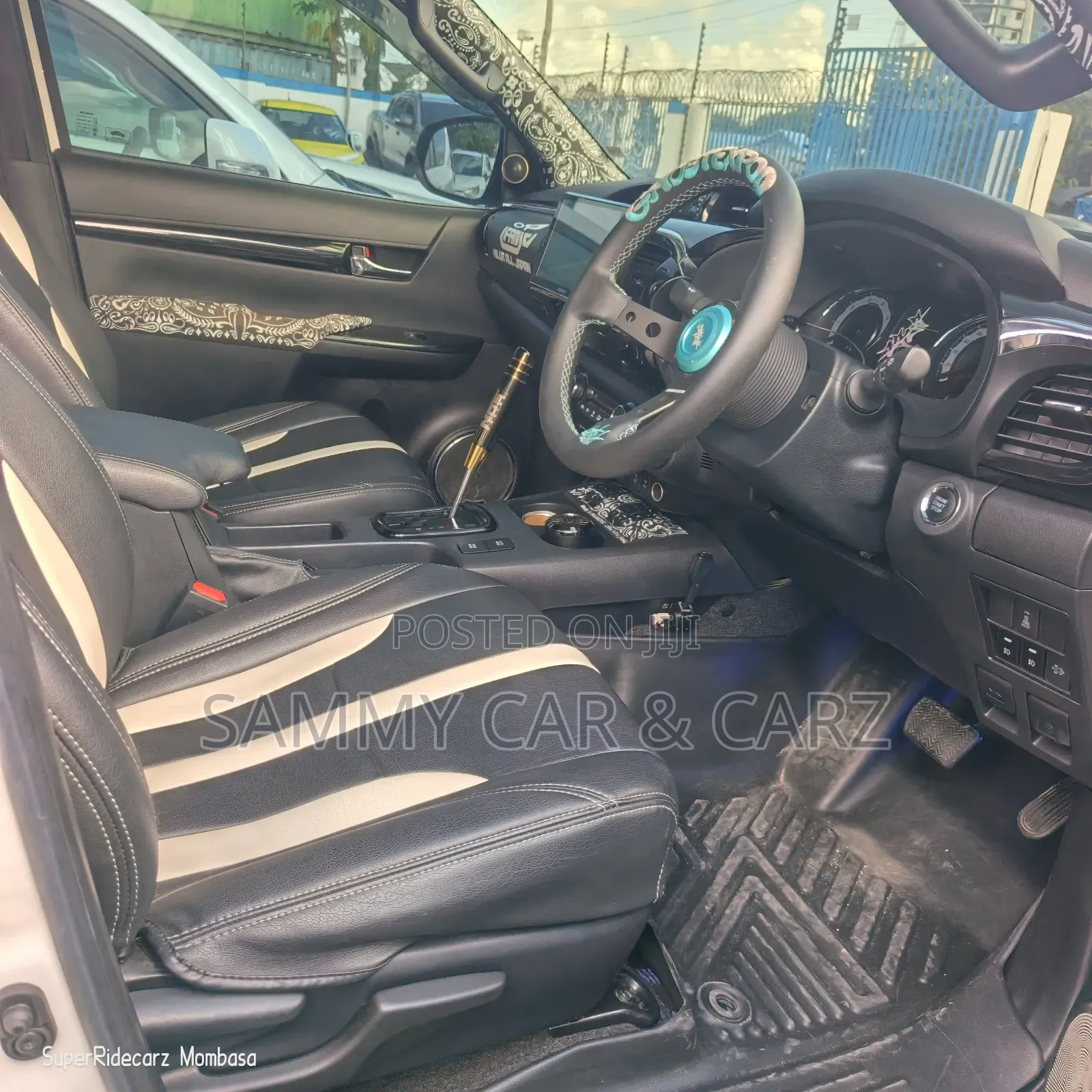 Toyota Hilux 2019 White