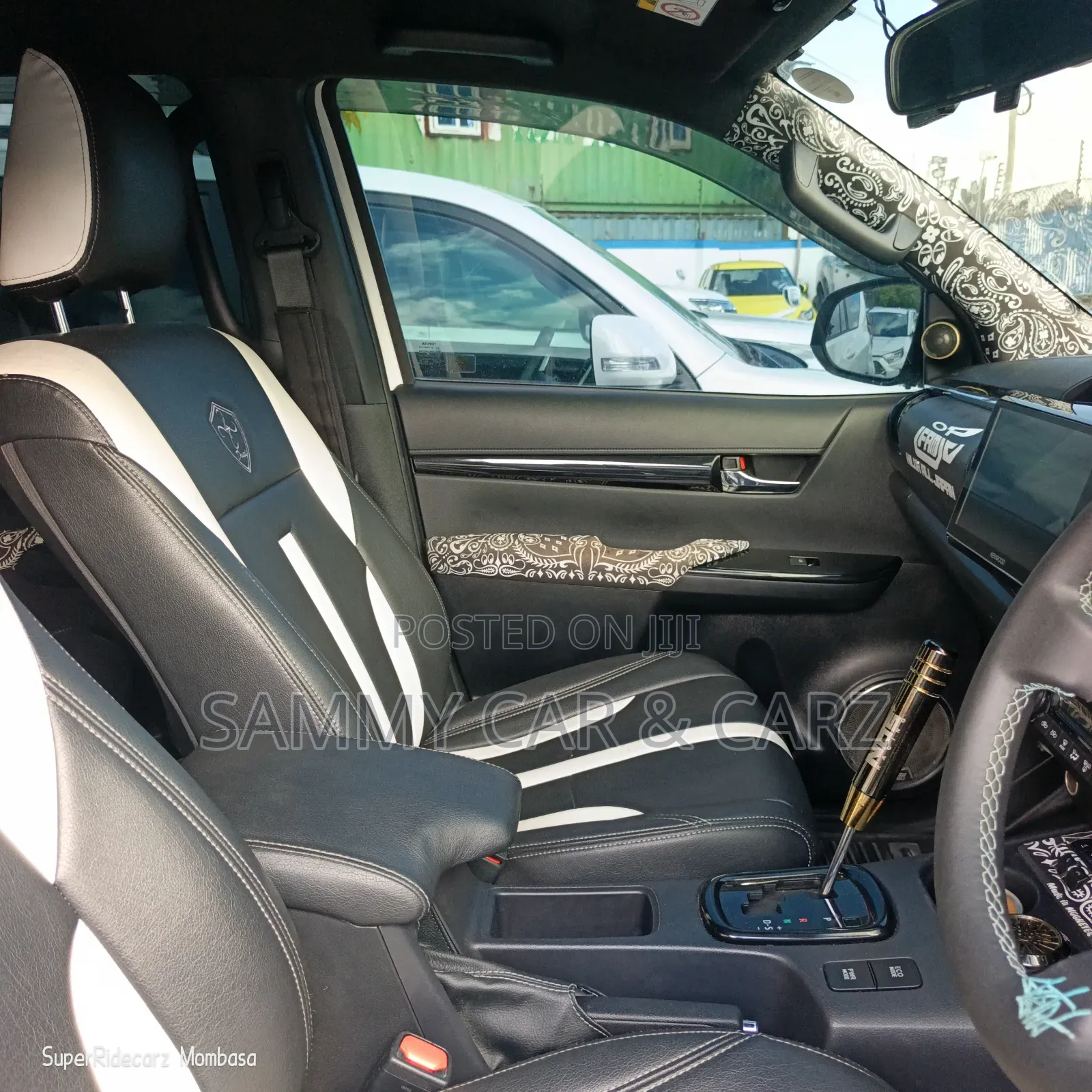 Toyota Hilux 2019 White