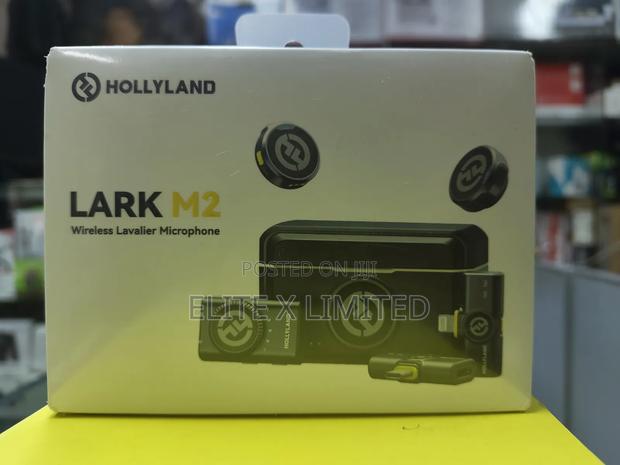 Hollyland Lark M2 Wireless Lavalier Microphone