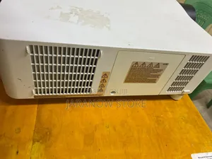 Hitachi Projector