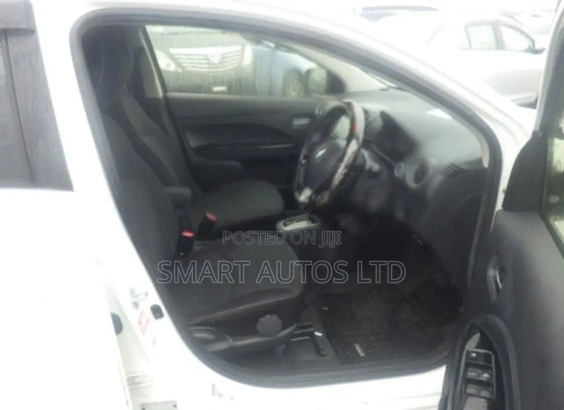 Mitsubishi Mirage 2019 Pearl