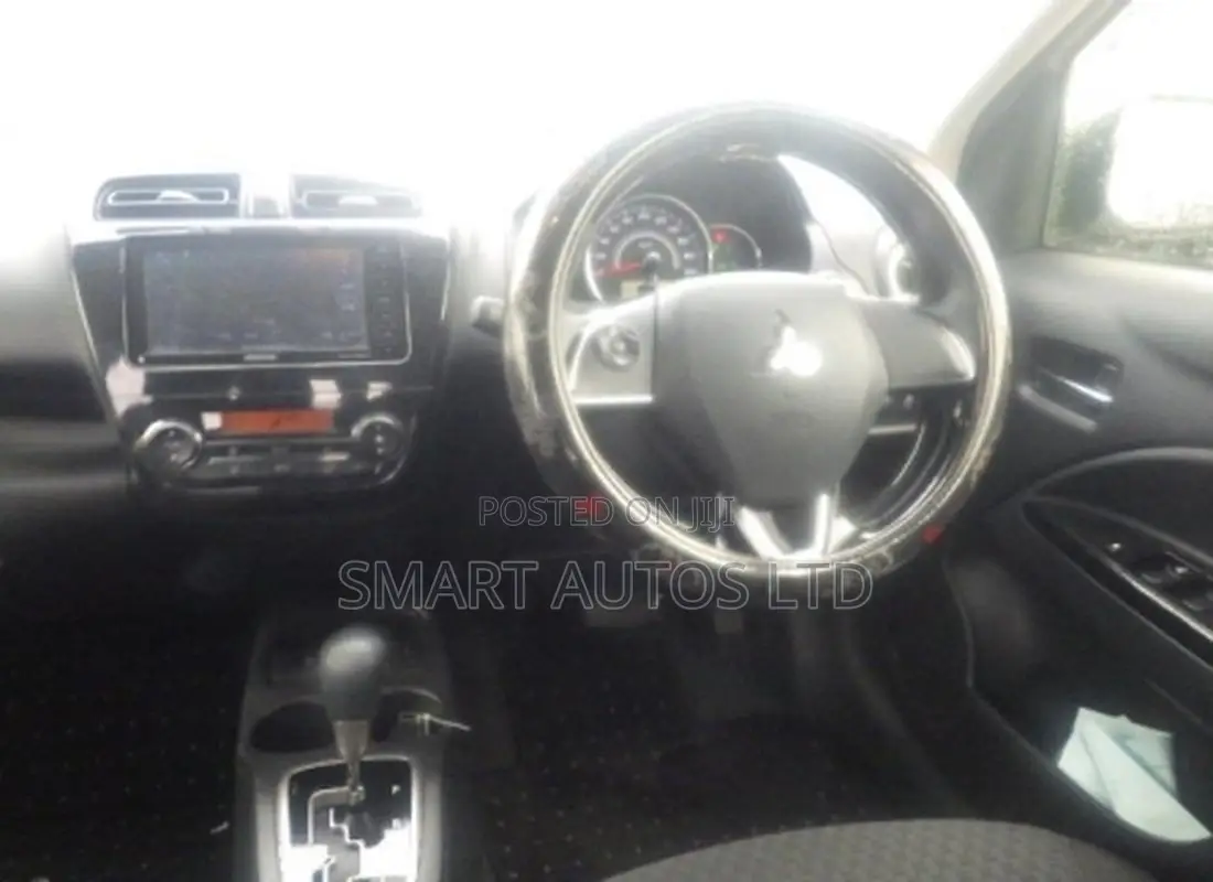 Mitsubishi Mirage 2019 Pearl