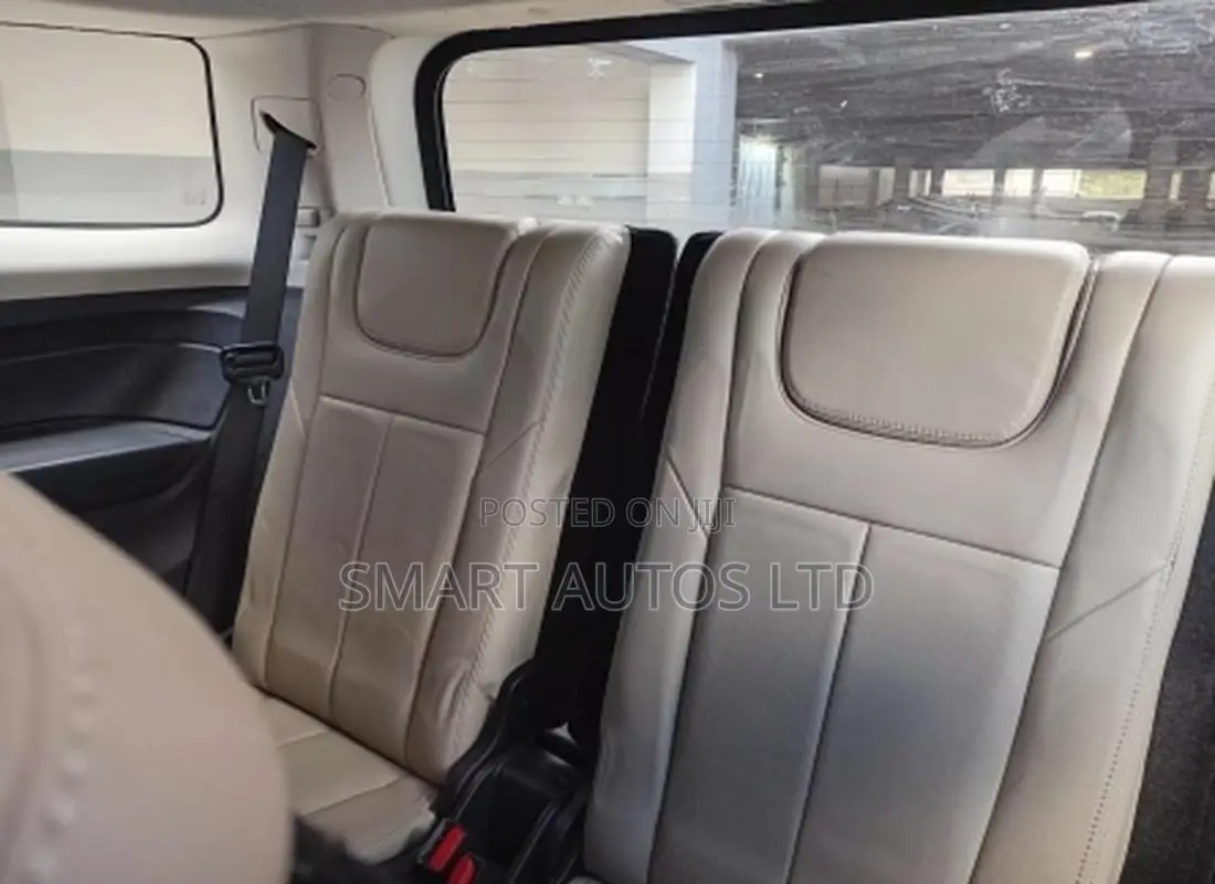 Isuzu MU-X 2015 White