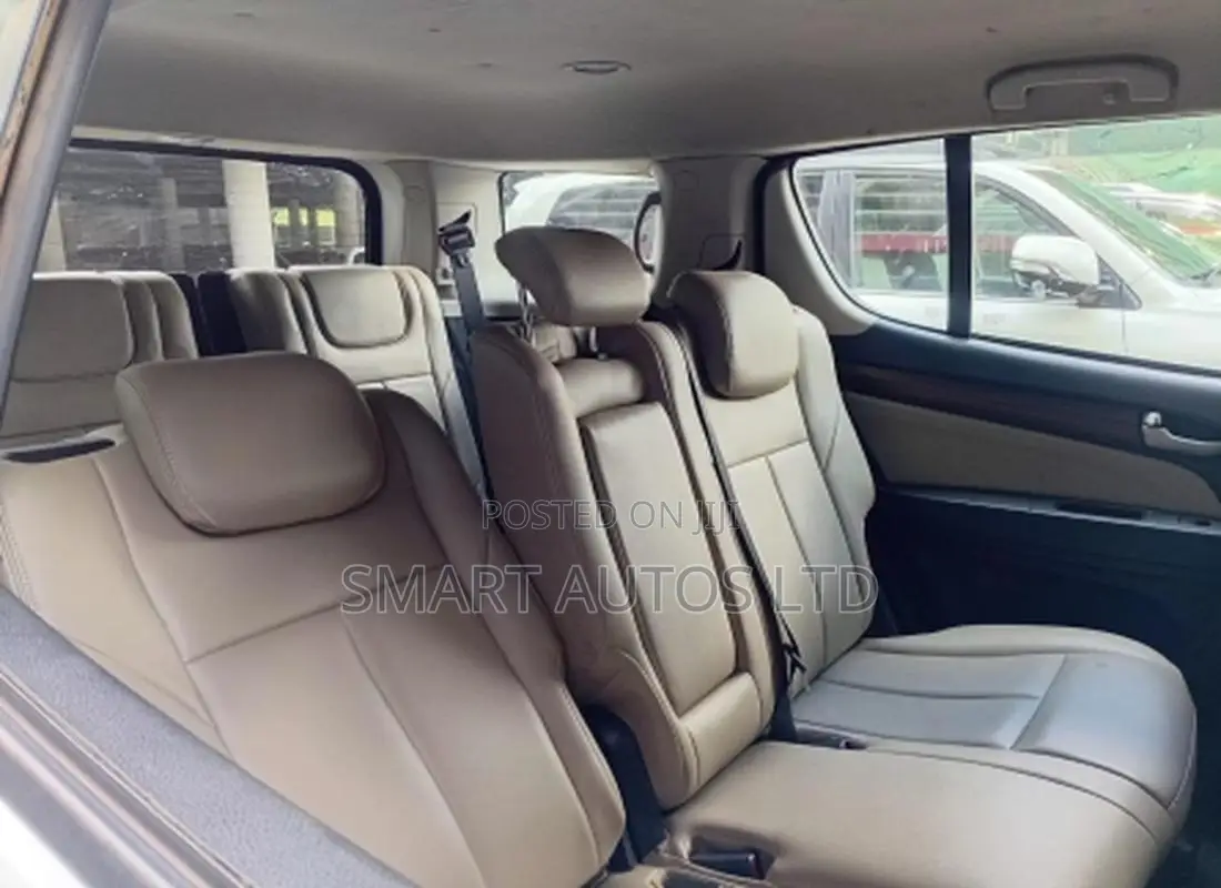 Isuzu MU-X 2015 White
