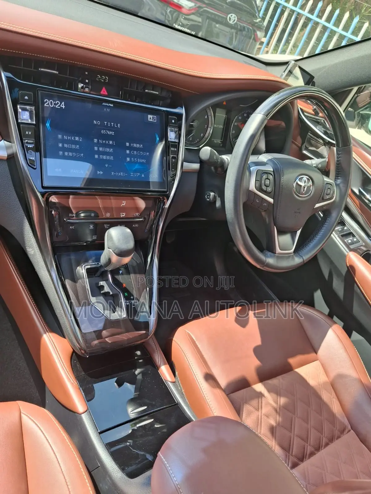 Toyota Harrier 2.0 2018 Pearl