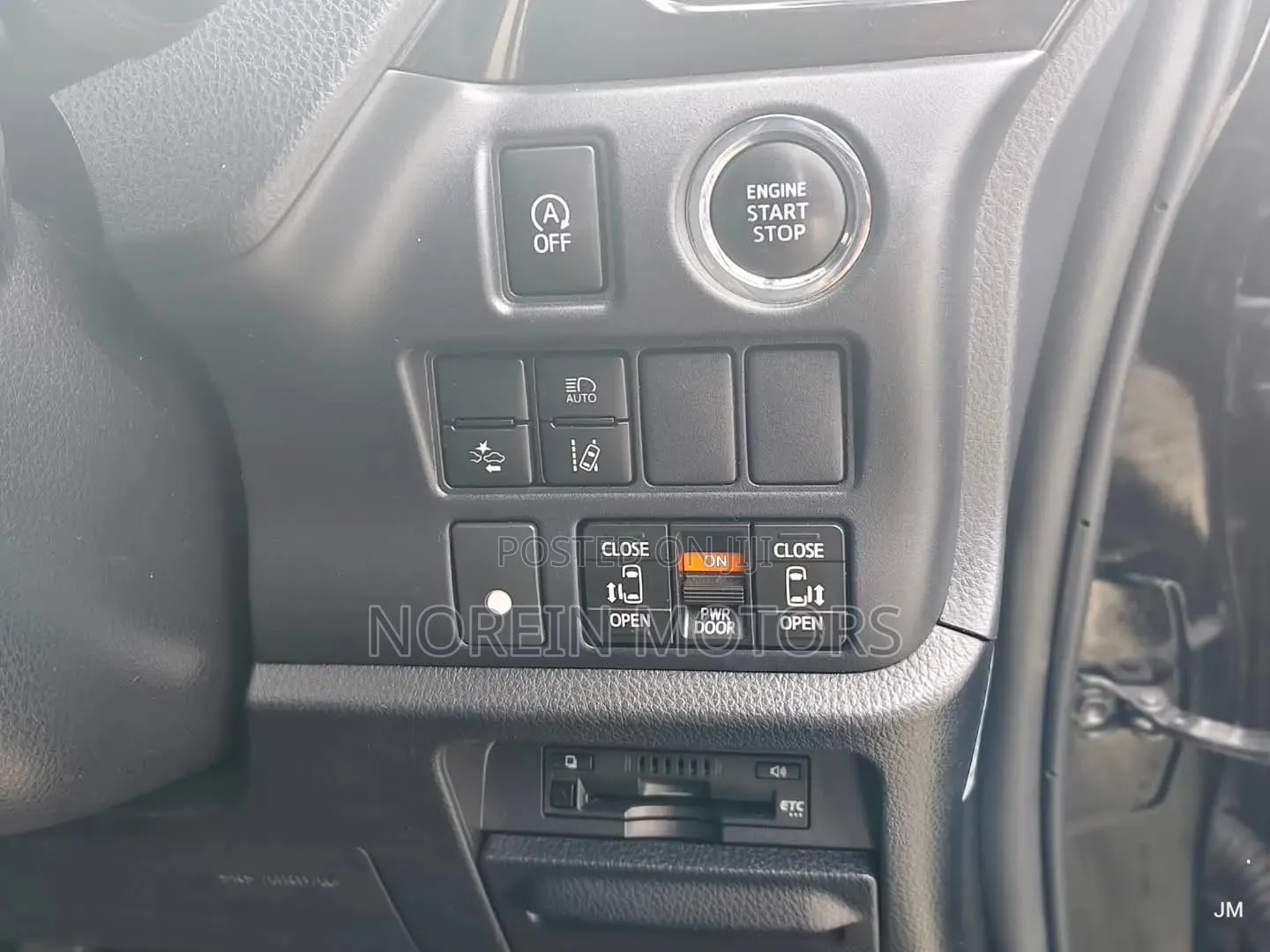 Toyota Voxy 2019 Matt Black