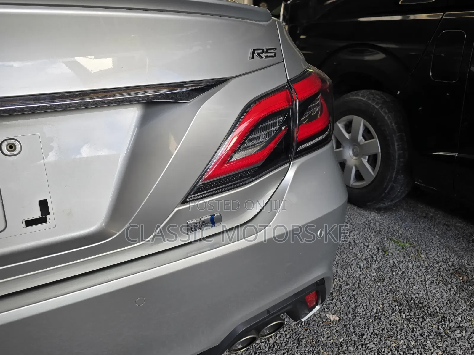 Toyota Crown 2019 Silver