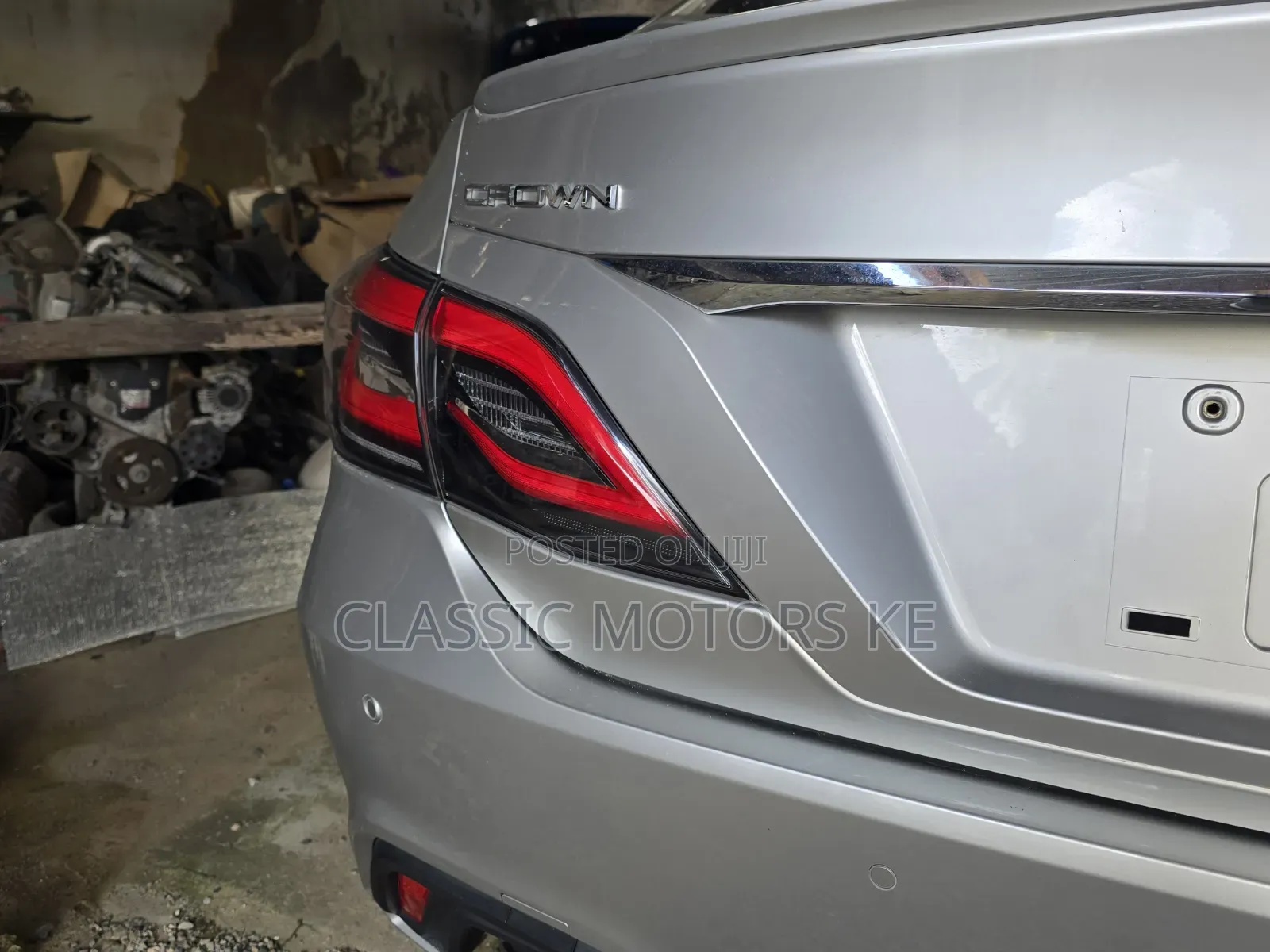 Toyota Crown 2019 Silver