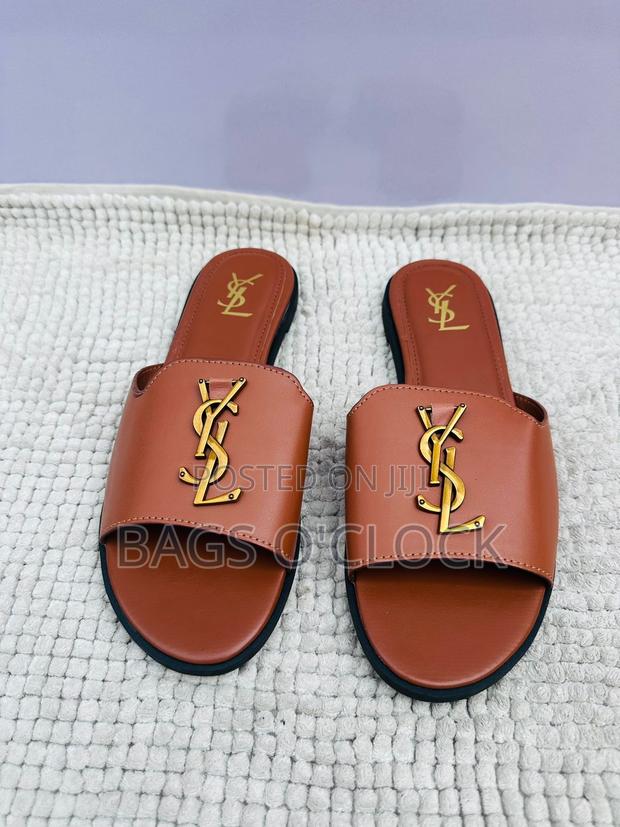Original Saint Laurent (Ysl) Women's Flat Leather Sandals -Brown/Black - thumbnail 3