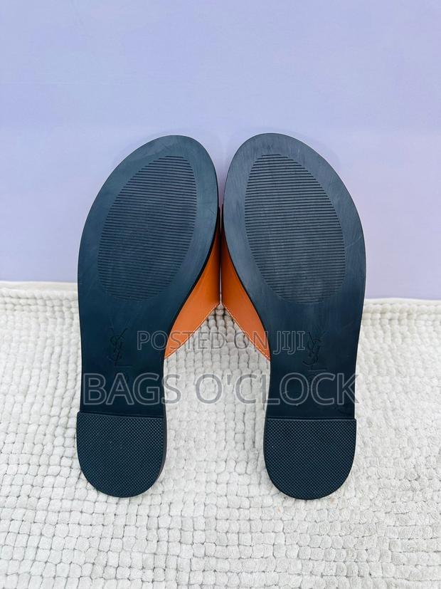 Original Saint Laurent (Ysl) Women's Flat Leather Sandals -Brown/Black - thumbnail 4