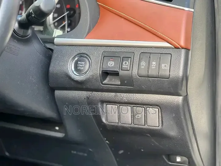 Toyota Harrier 2.5 Hybrid GR Sport 2019 White