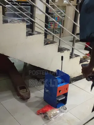 Drink Sealing Machine