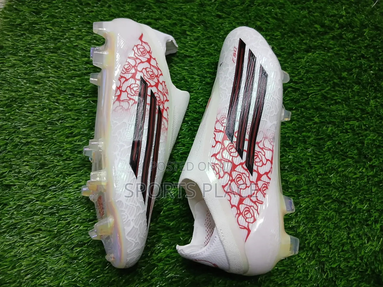 Lamine Yamal "Heartbreaker" F50 Football Boots - Laceless