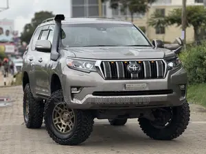 Toyota Land Cruiser Prado 2.7 2020 Gray