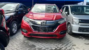 Honda Vezel 1.5 Hybrid 4WD 2019 Red