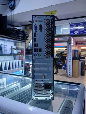 Desktop Computer Lenovo ThinkCentre M715 SFF 8GB AMD HDD 500GB