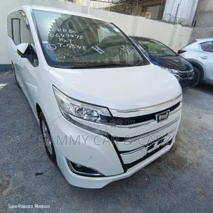 Toyota Noah 2020 White