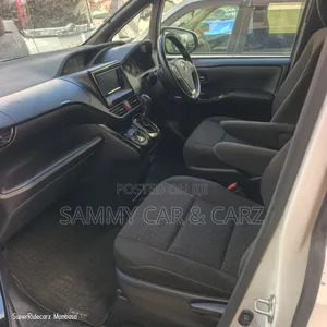 Toyota Noah 2020 White
