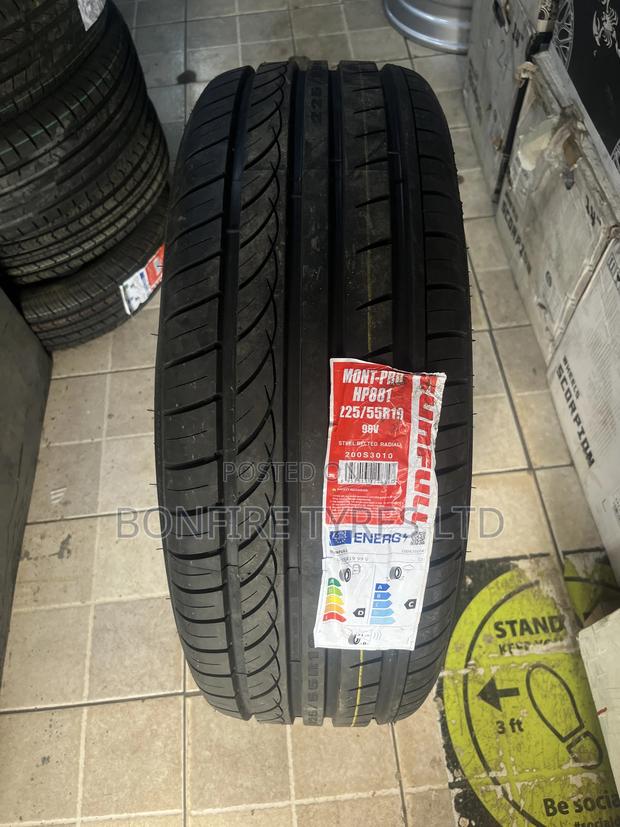 225/55r19 Sunfull