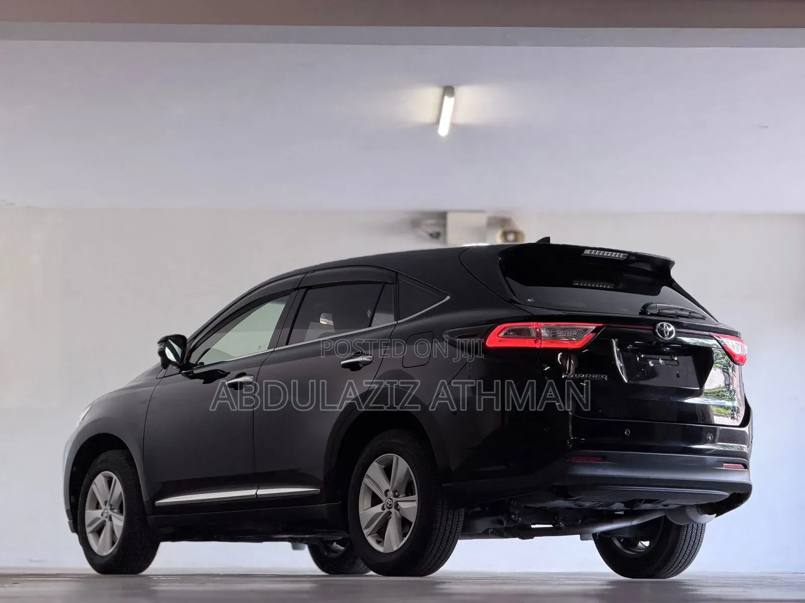 Toyota Harrier 2.0 2019 Black