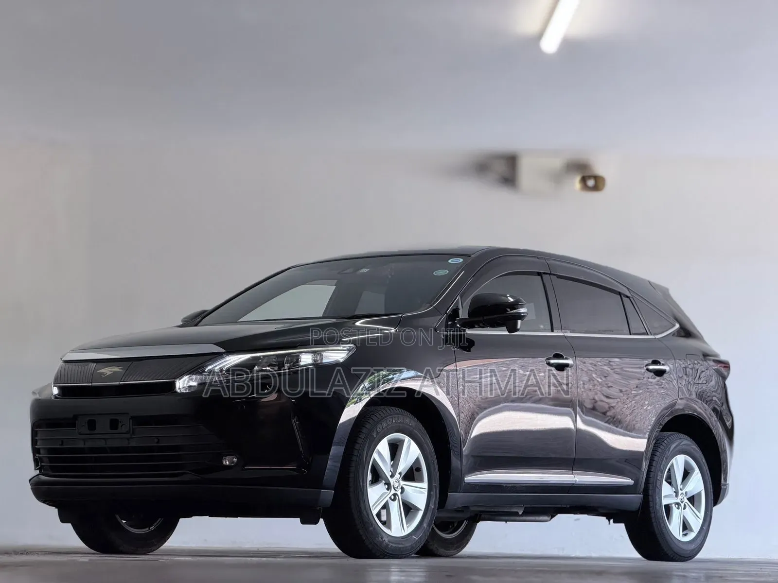 Toyota Harrier 2.0 2019 Black
