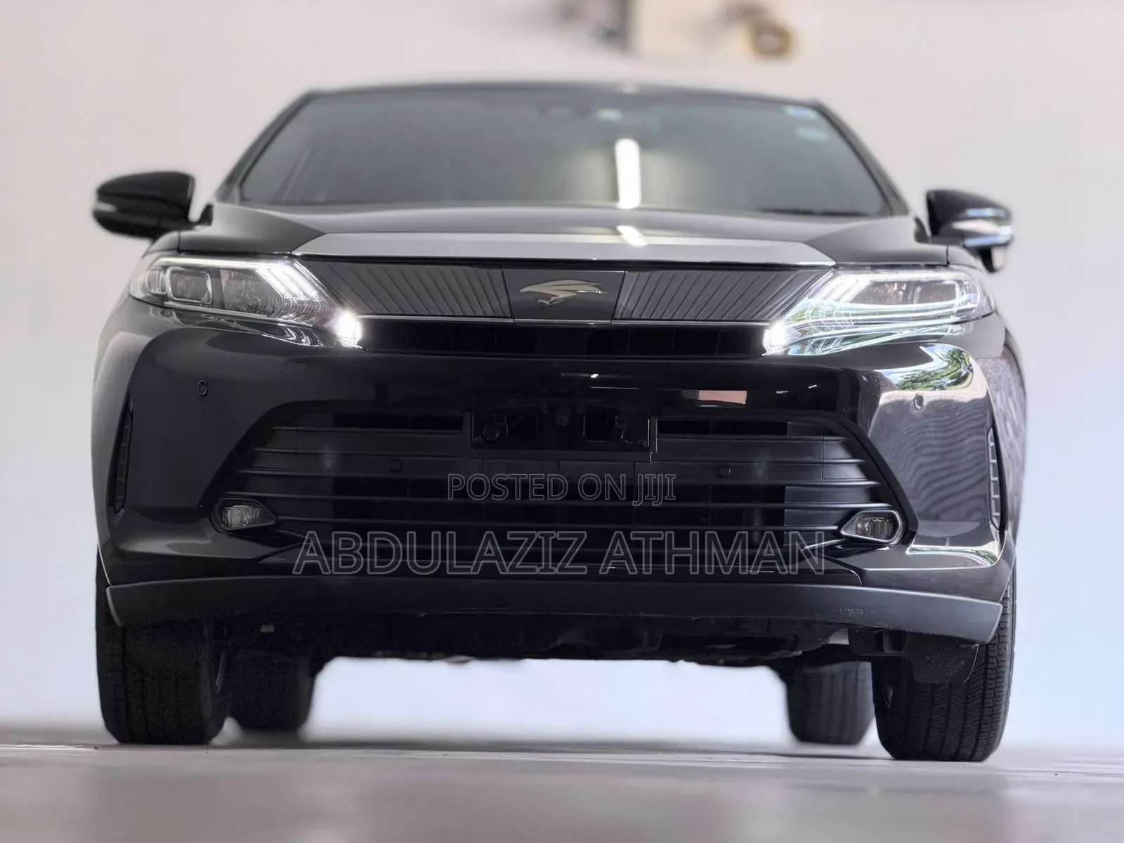 Toyota Harrier 2.0 2019 Black