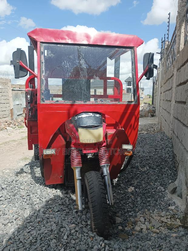 Captain CP175 2022 Red