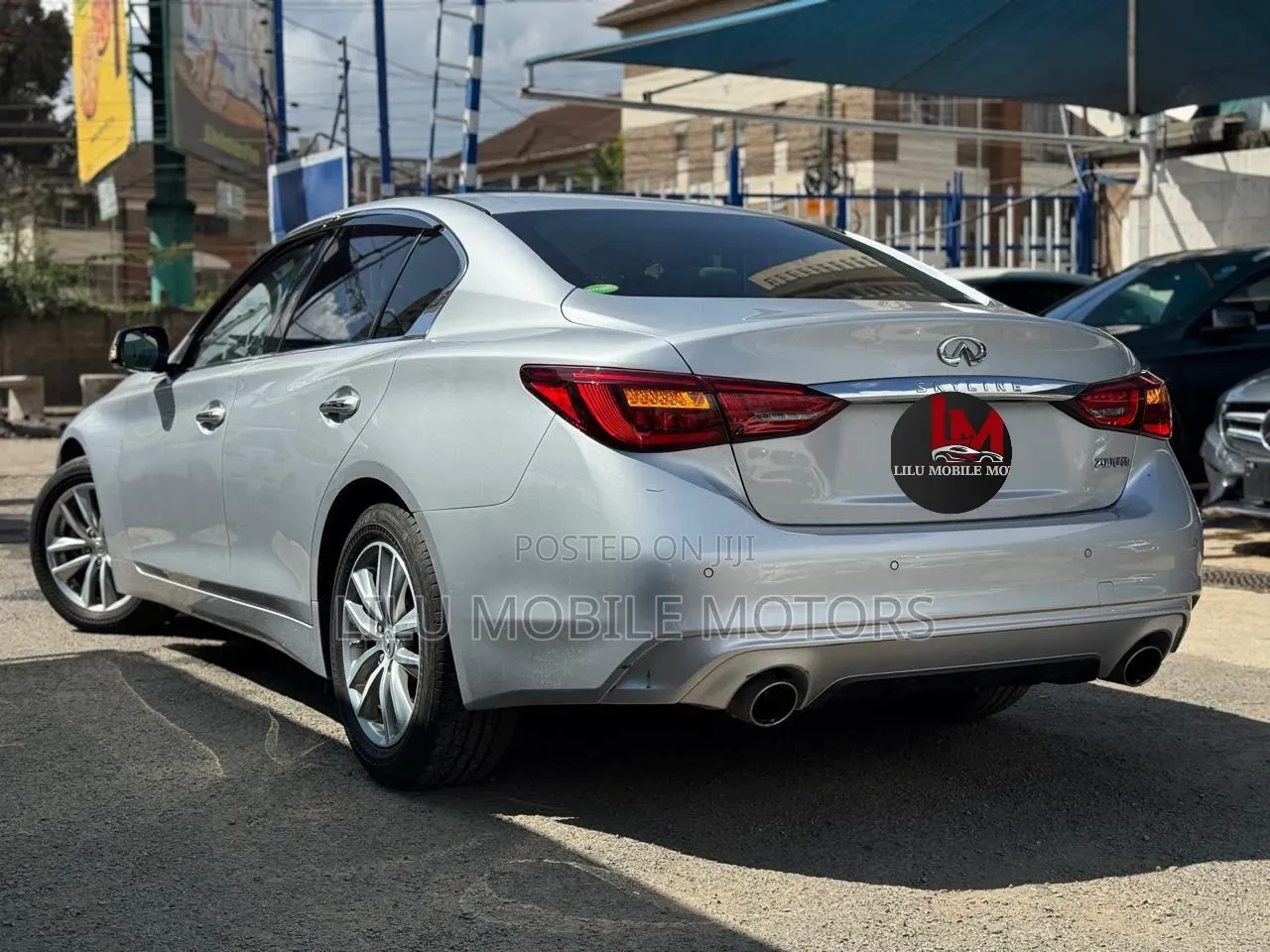 Nissan Skyline 2019 Silver