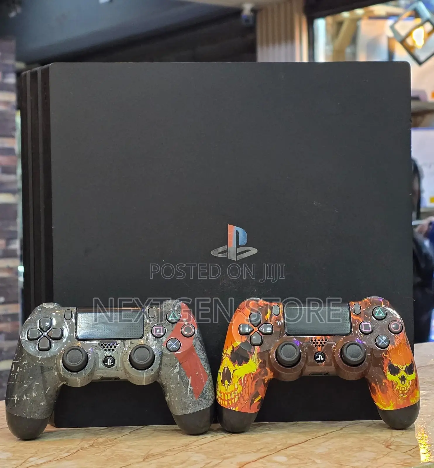Ps4 Pro Chipped With 16+ Games + 2 Controllers