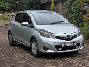 Toyota Vitz 2012