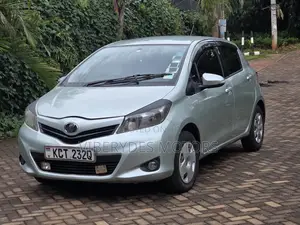 Toyota Vitz 2012