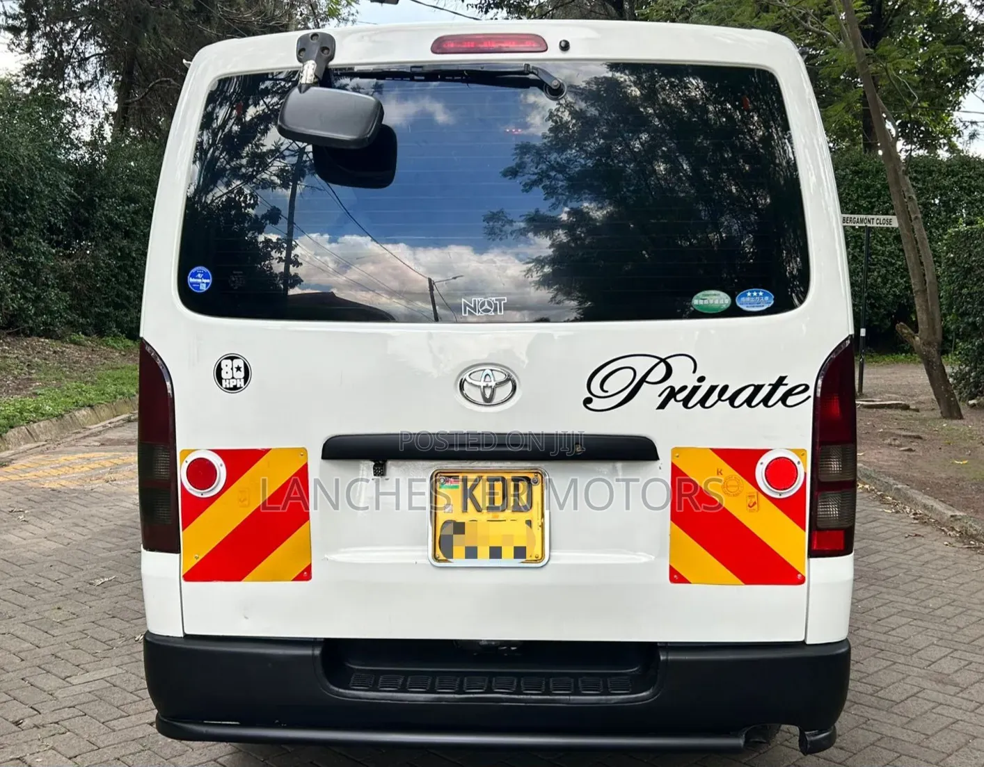Toyota HiAce 2014 White