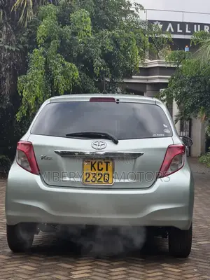 Toyota Vitz 2012