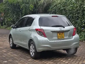 Toyota Vitz 2012